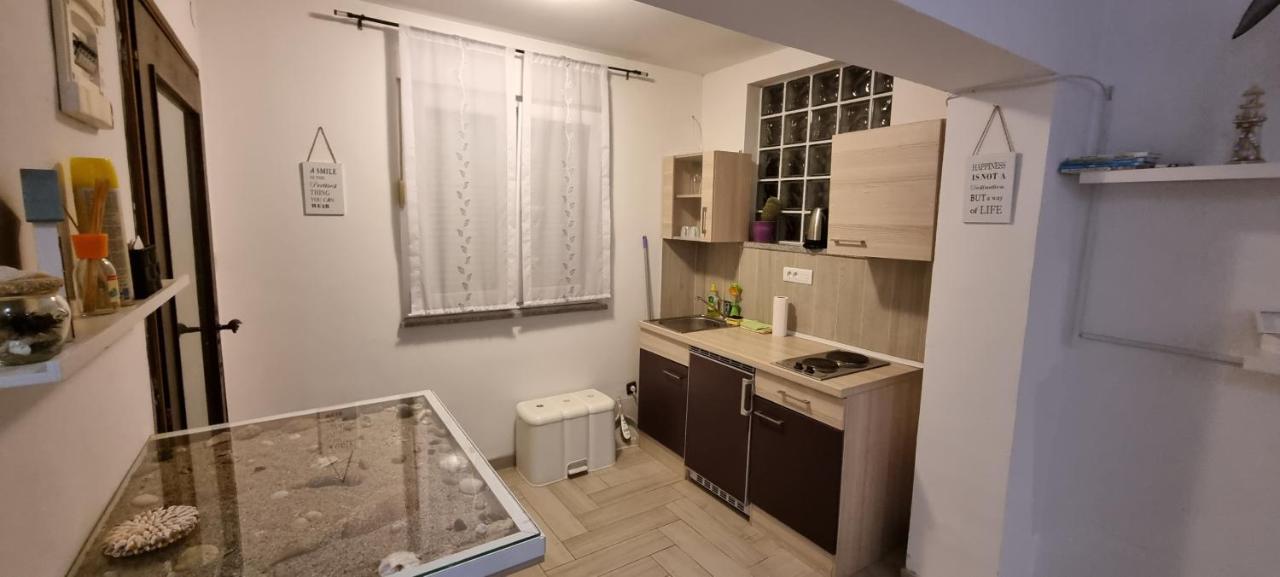 Apartmani Tatic Štinjan Exteriör bild